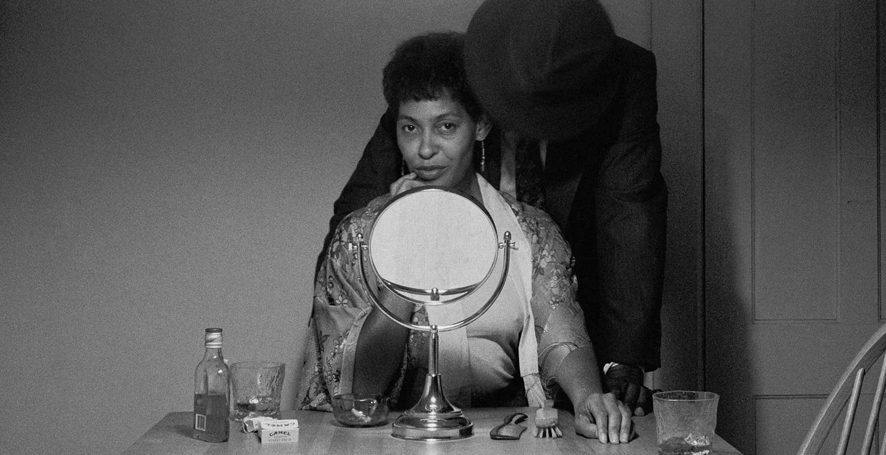 Povera, nera, operaia e donna. Com'è la mostra di Carrie Mae Weems a Torino