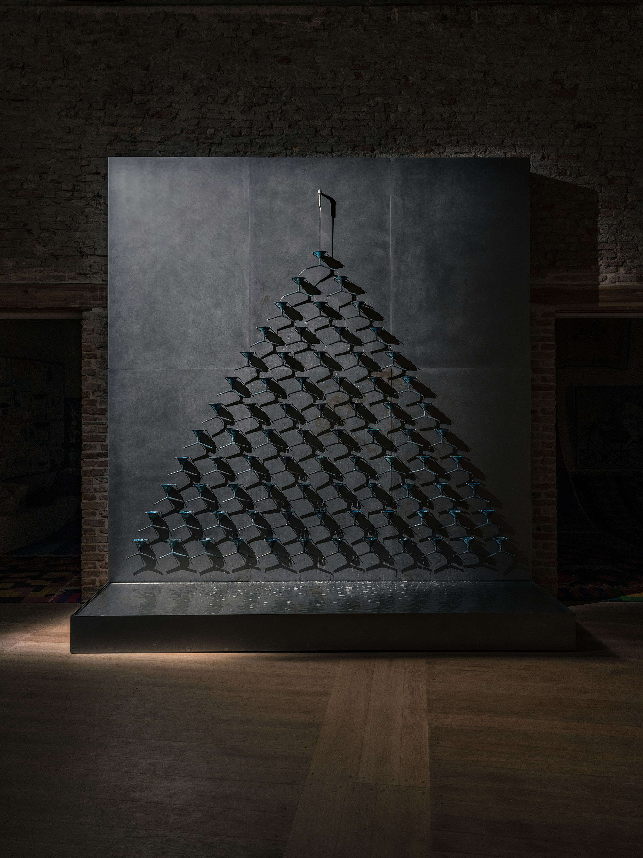 Fountain of exhaustion - Acqua alta, l'opera di Pavlo Makov presentata alla Biennale di Venezia del 2022. Foto: Sasha Maslov
