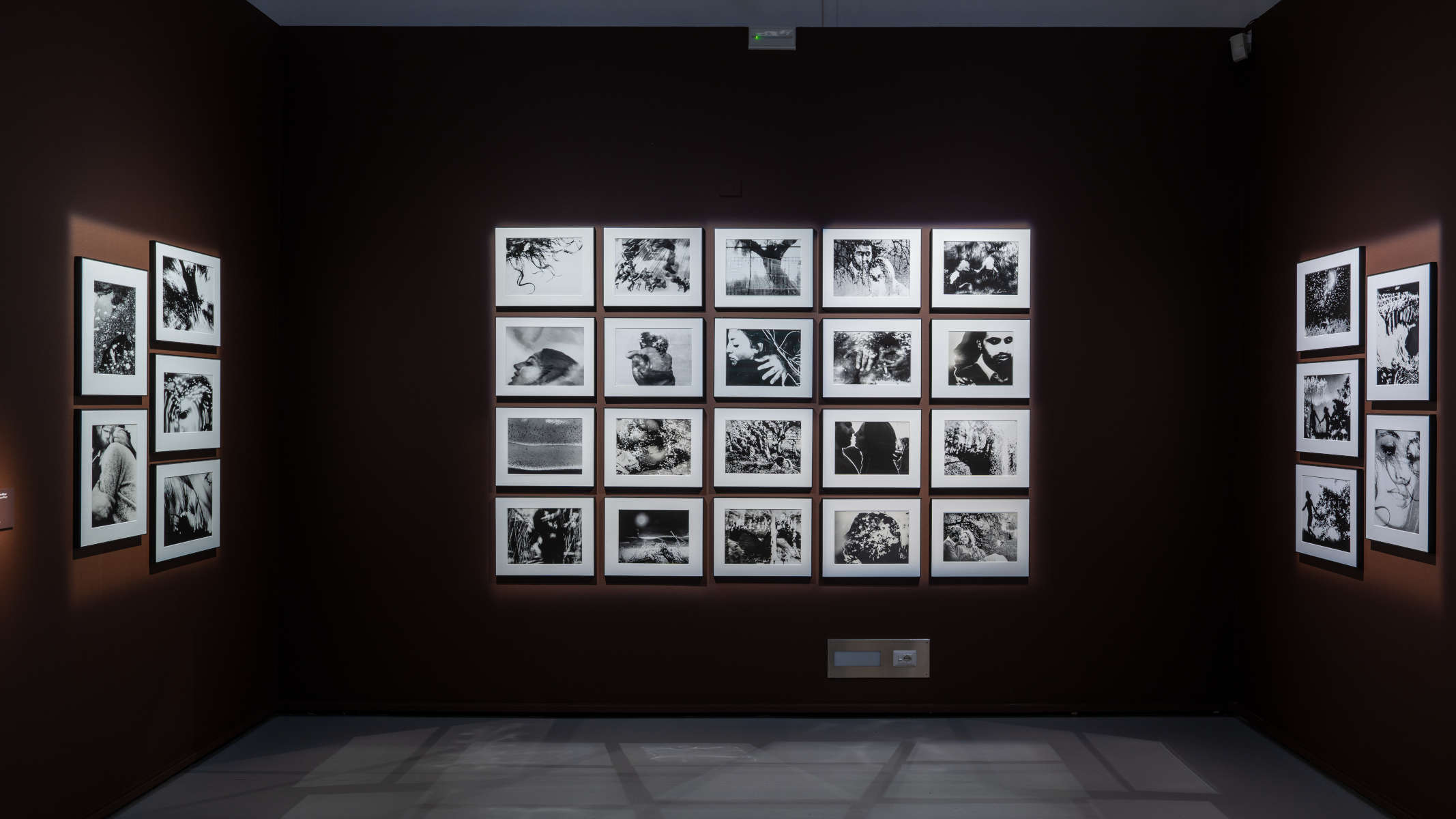 Allestimenti della mostra Mario Giacomelli: il fotografo e il poeta a Milano, Palazzo Reale