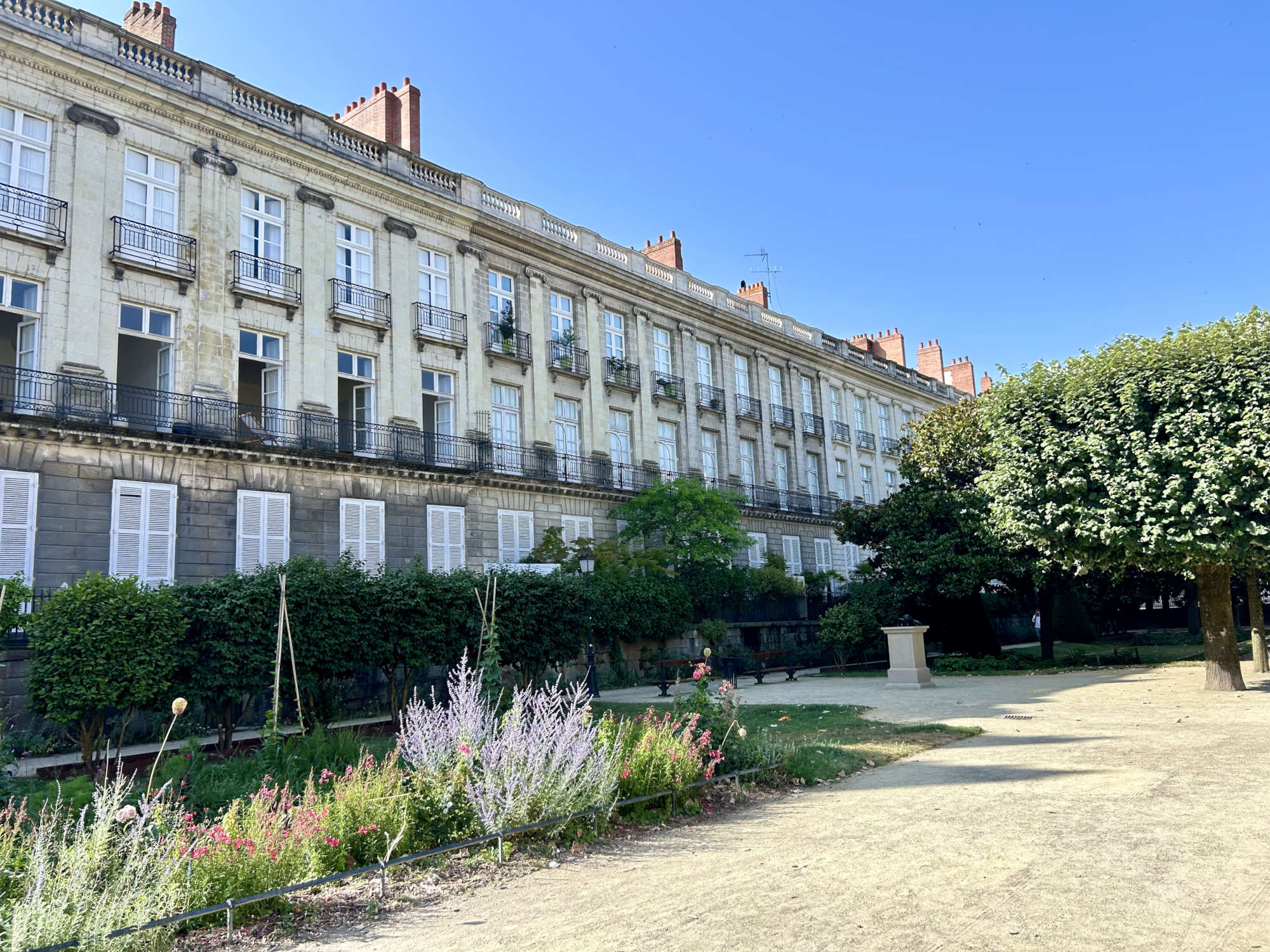Cours Cambronne