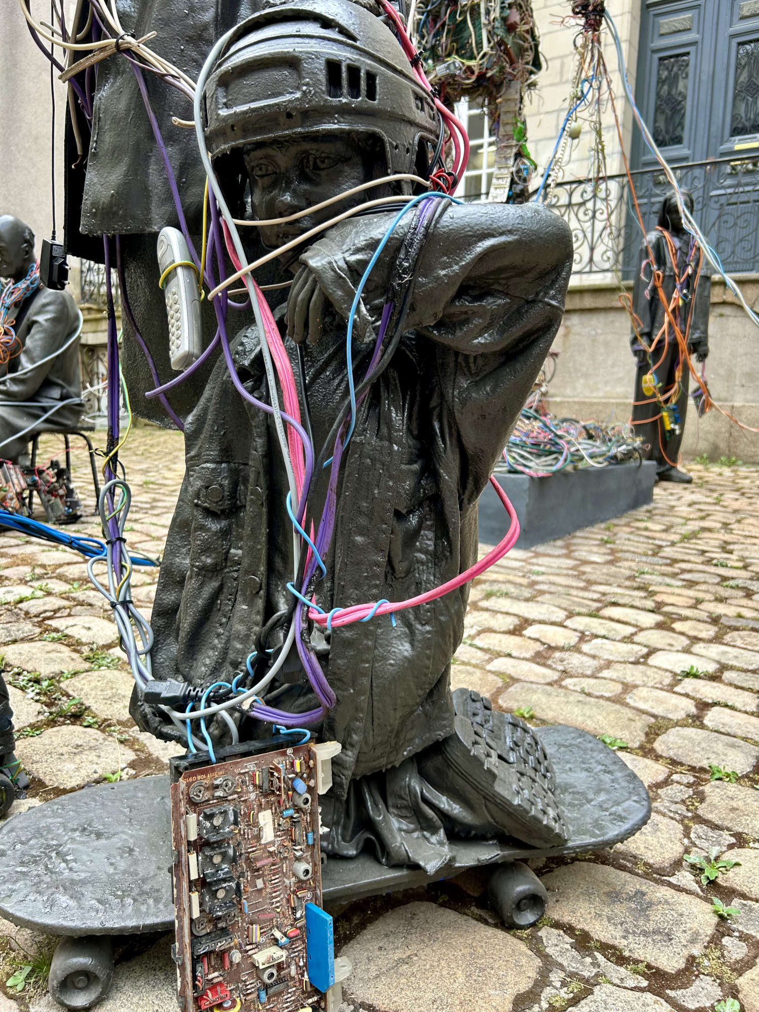 Gloria Friedmann, Absurdistan
