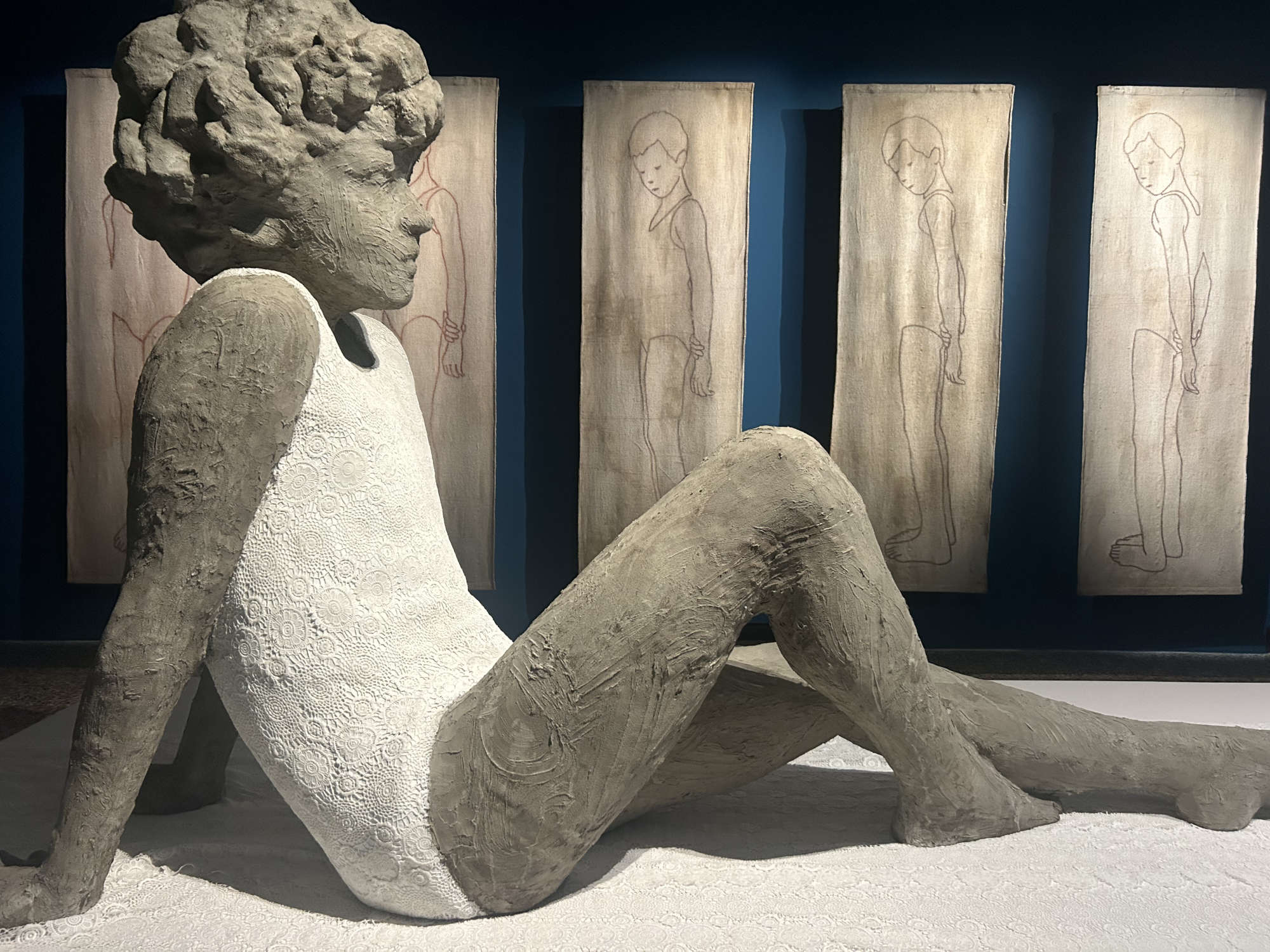 Allestimenti della mostra More than kids di Valerio Berruti a Milano, Palazzo Reale. Foto: Francesca Anita Gigli