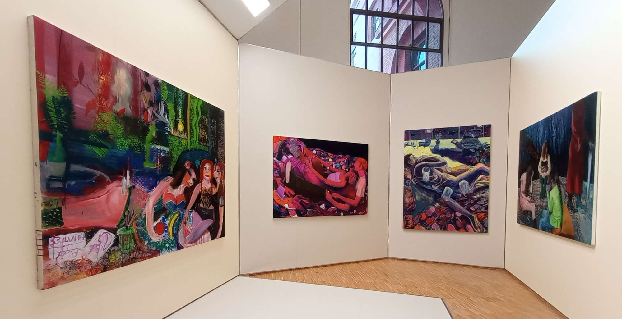 Il silenzio della critica: perch&eacute; il dibattito sull'arte contemporanea oggi &egrave; assente