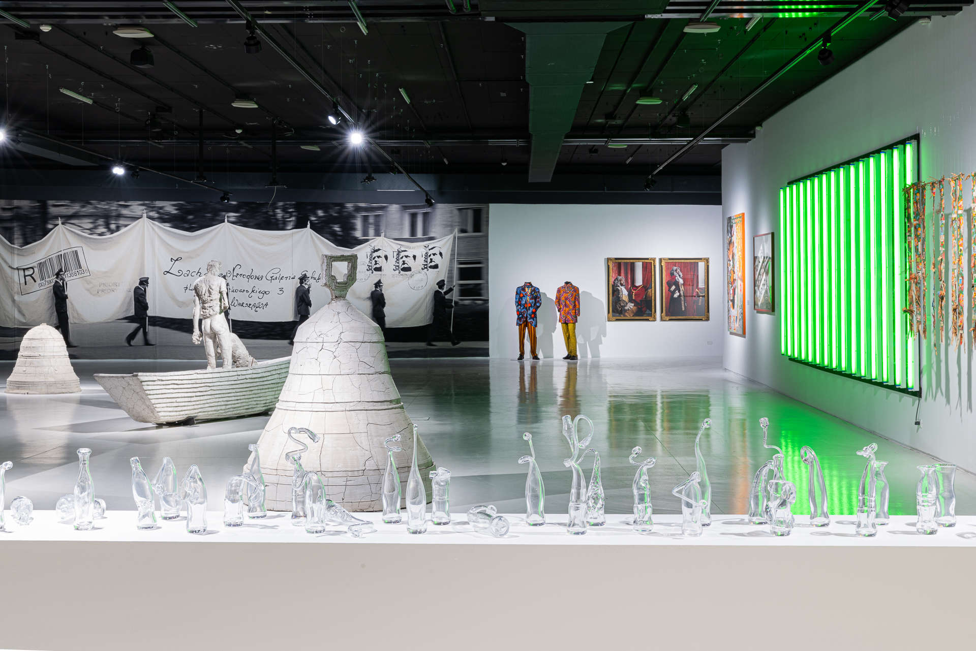 Cartier e Sandretto, Parigi e Torino: due modi di raccontare il presente dell'arte