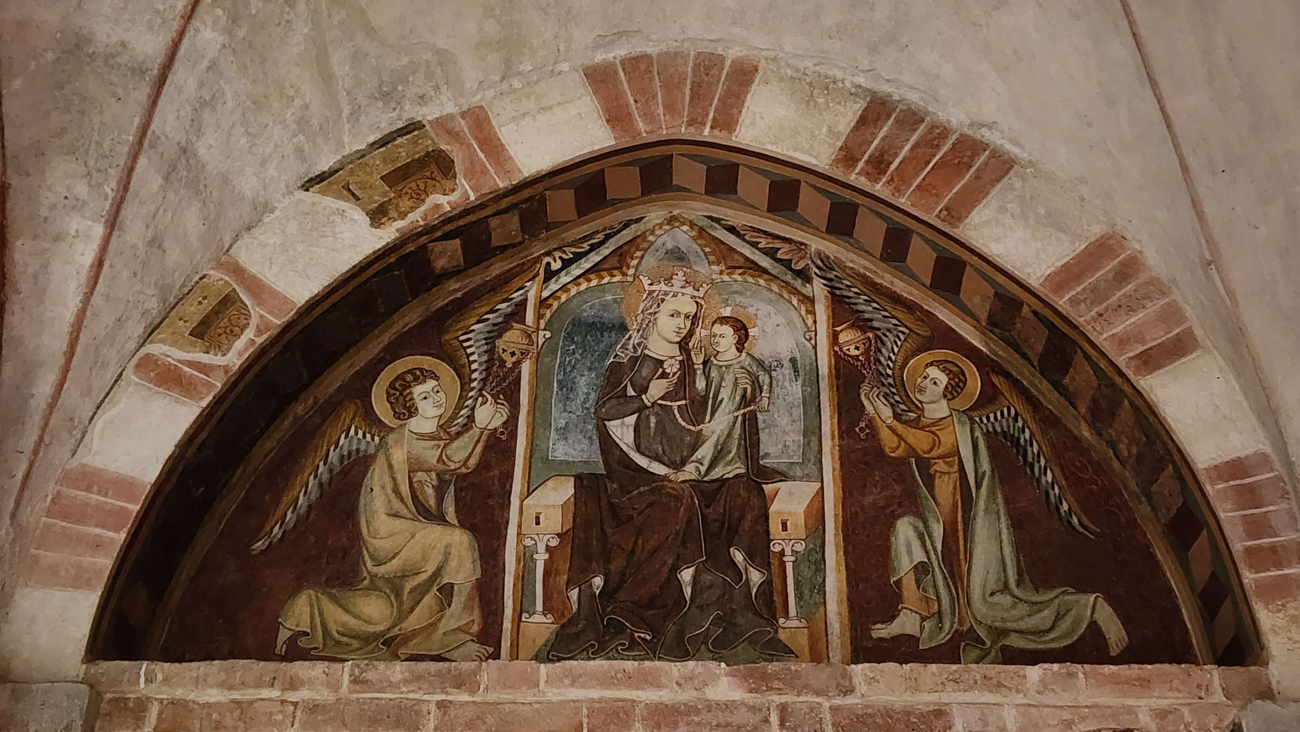 Abbey of Santa Maria di Vezzolano. Photo: Federico Giannini