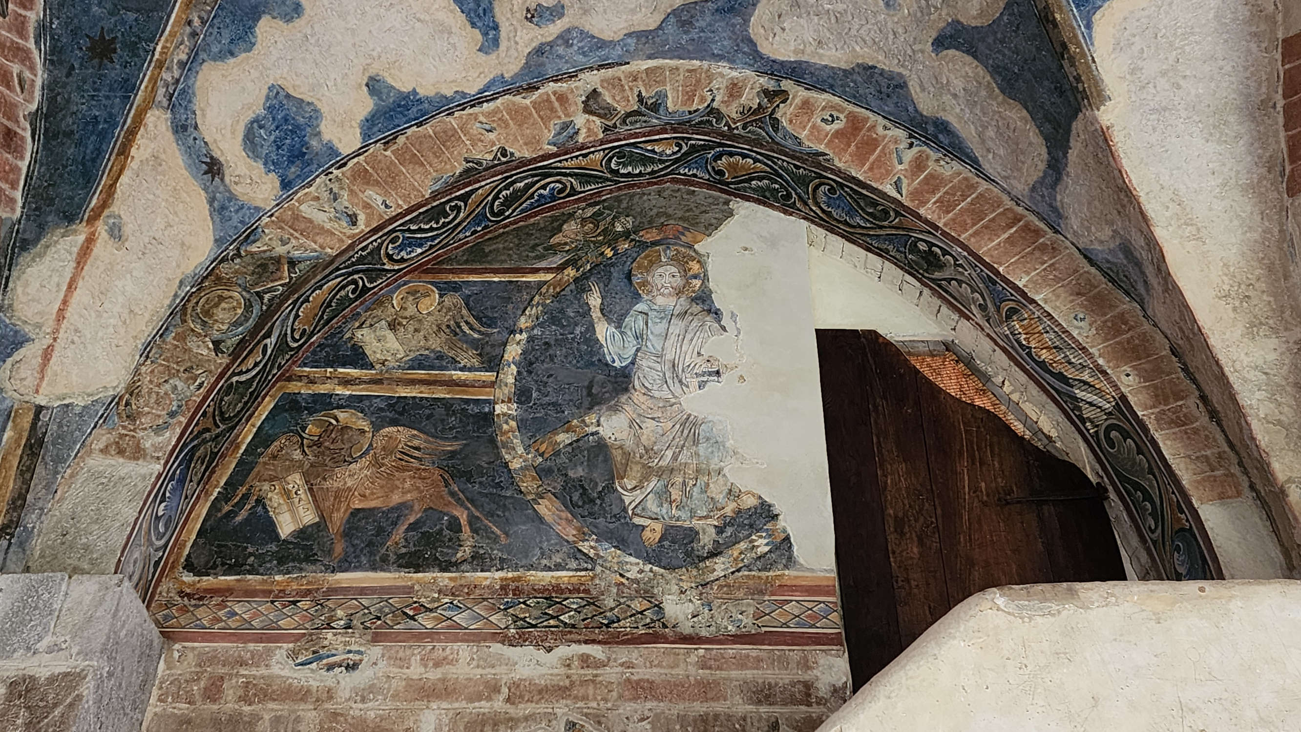 Abbey of Santa Maria di Vezzolano. Photo: Federico Giannini