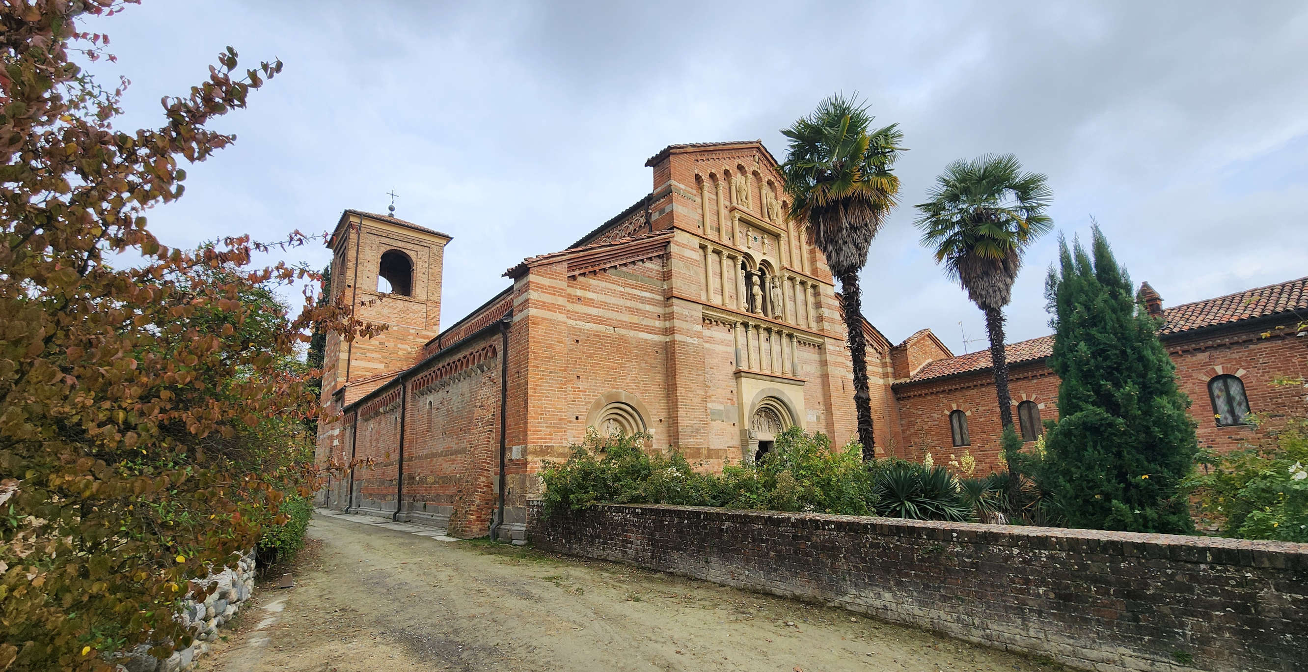 Santa Maria di Vezzolano, l'abbazia che &egrave; scampata al tempo