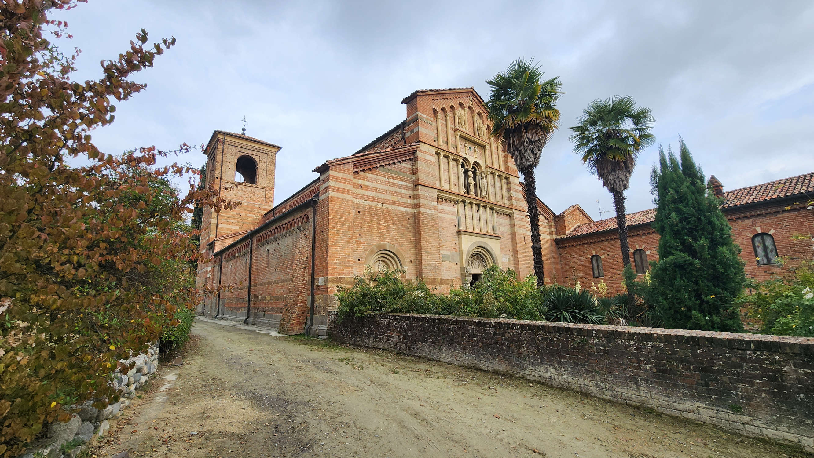 Abbey of Santa Maria di Vezzolano. Photo: Federico Giannini