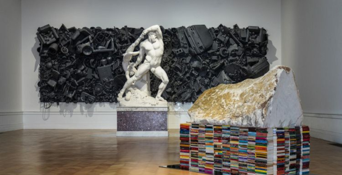 Ahmet Güneştekin espone alla Galleria Nazionale: memoria e identità in dialogo col presente