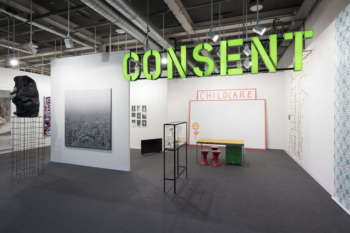Importante galleria francese si ritira da Art Basel: &ldquo;condizioni per lo stand brutali e ingiuste&rdquo;