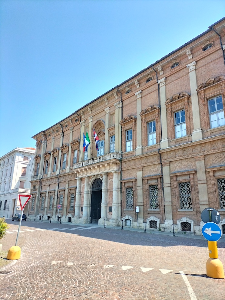 Ghillini Palace