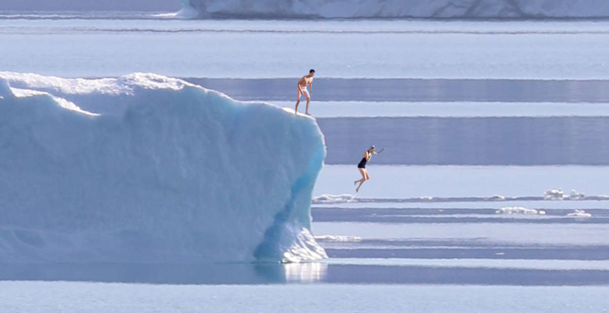 Milano, l'esordio della giovane Amaranta Medri, artista surreale e ironica