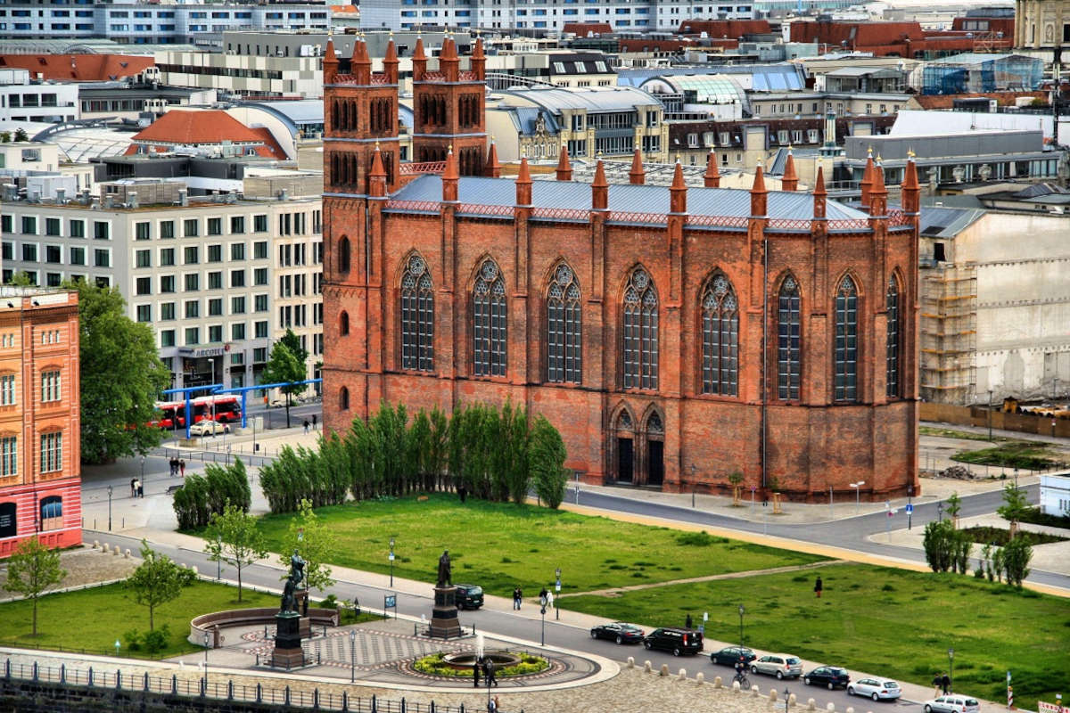 In futuro tante chiese non serviranno più a niente: a Berlino si chiedono cosa farne