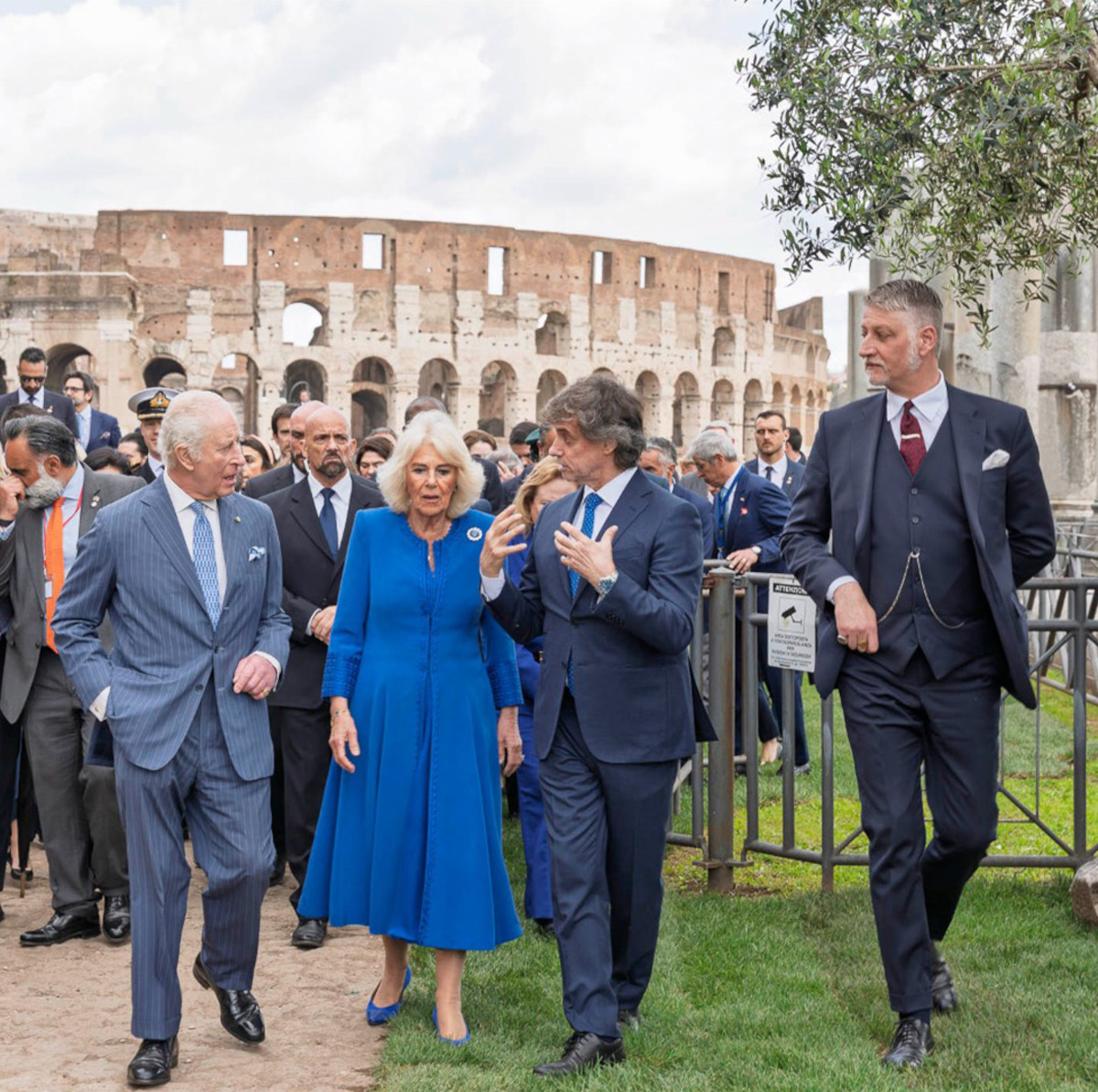 I Reali del Regno Unito Carlo e Camilla visitano il Parco del Colosseo con il ministro Giuli e Alberto Angela