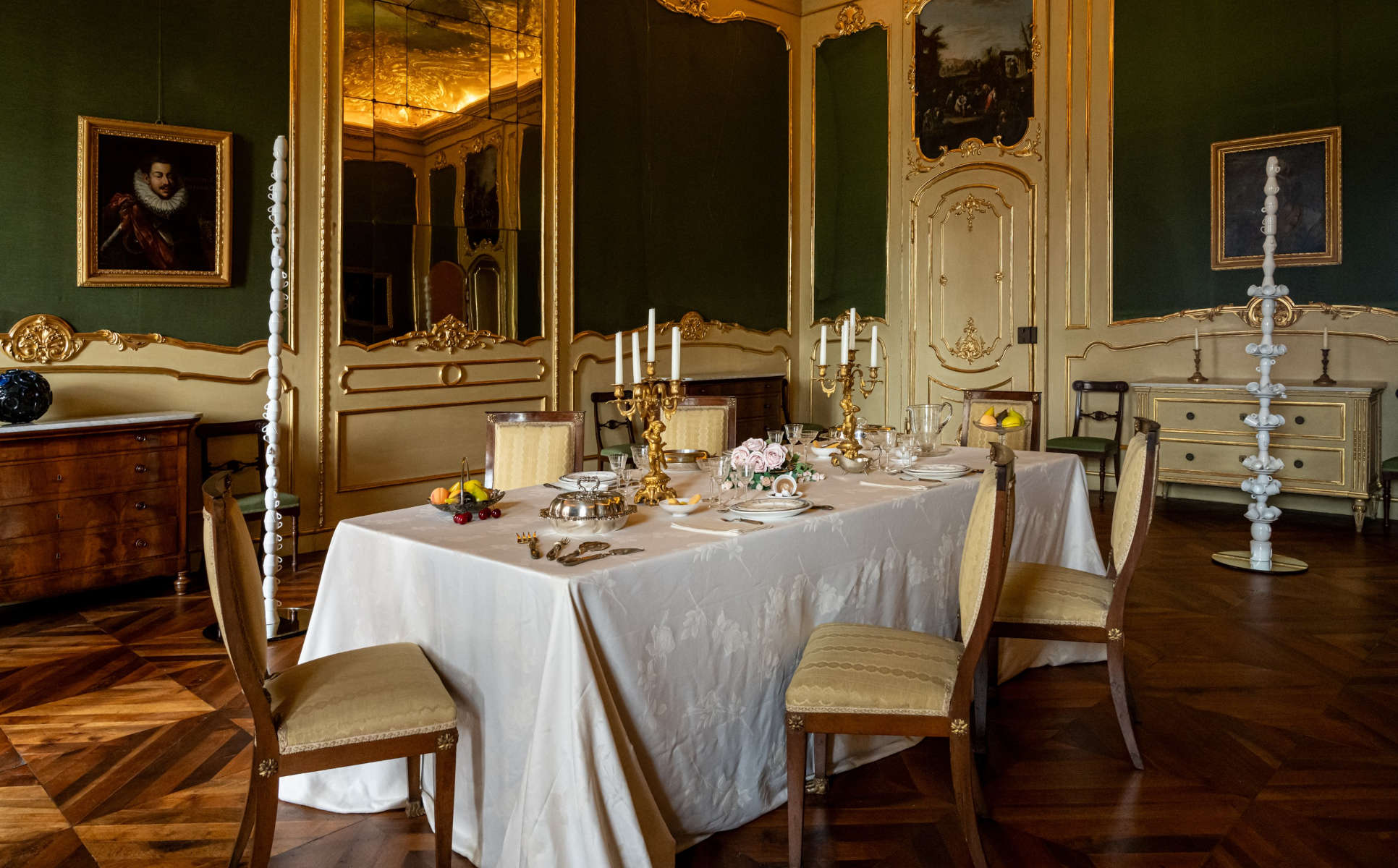 Il Castello di Moncalieri dedica un nuovo allestimento alla tavola reale