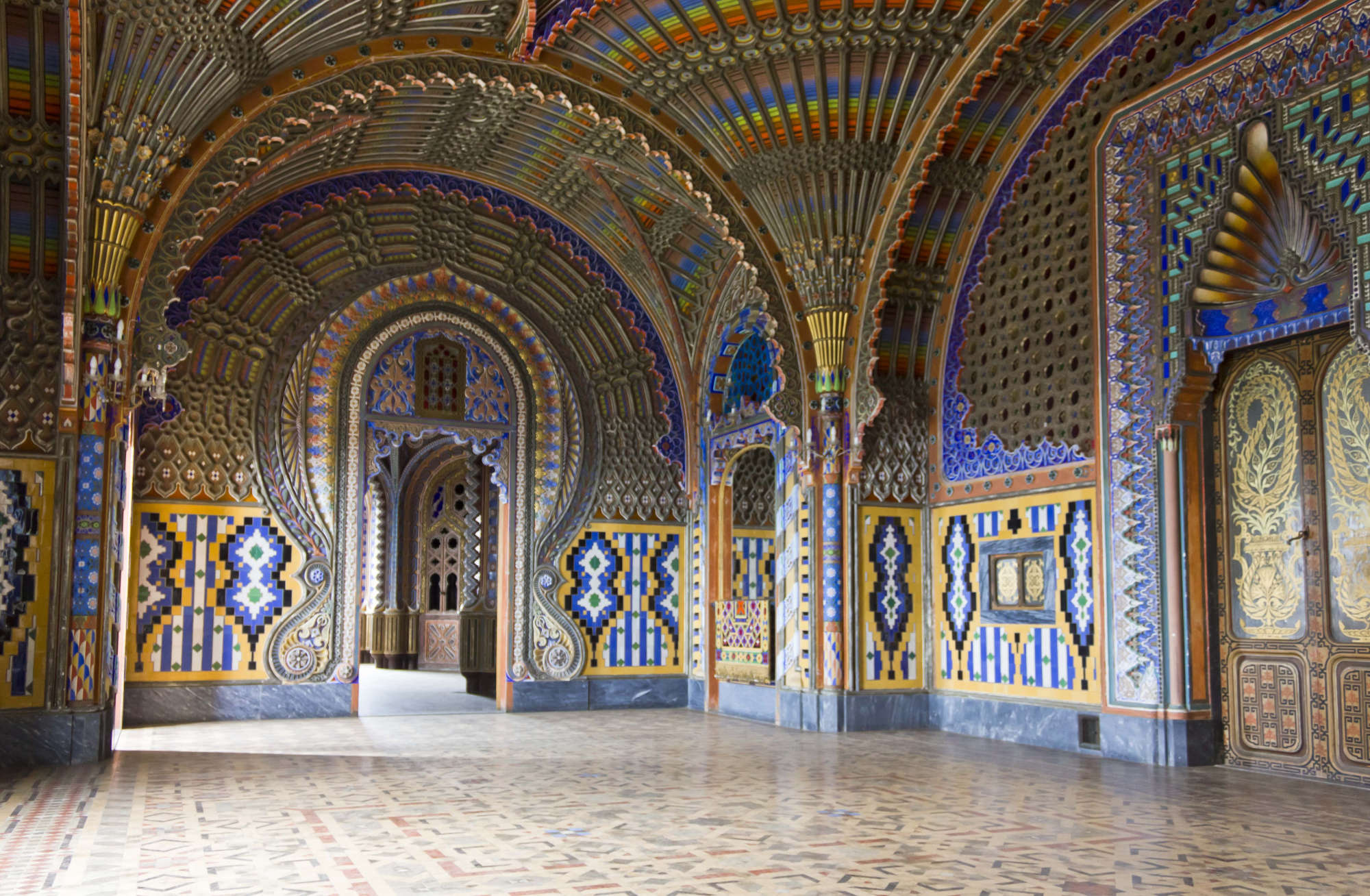 Castello di Sammezzano, svolta storica: sarà salvato dalla famiglia Moretti