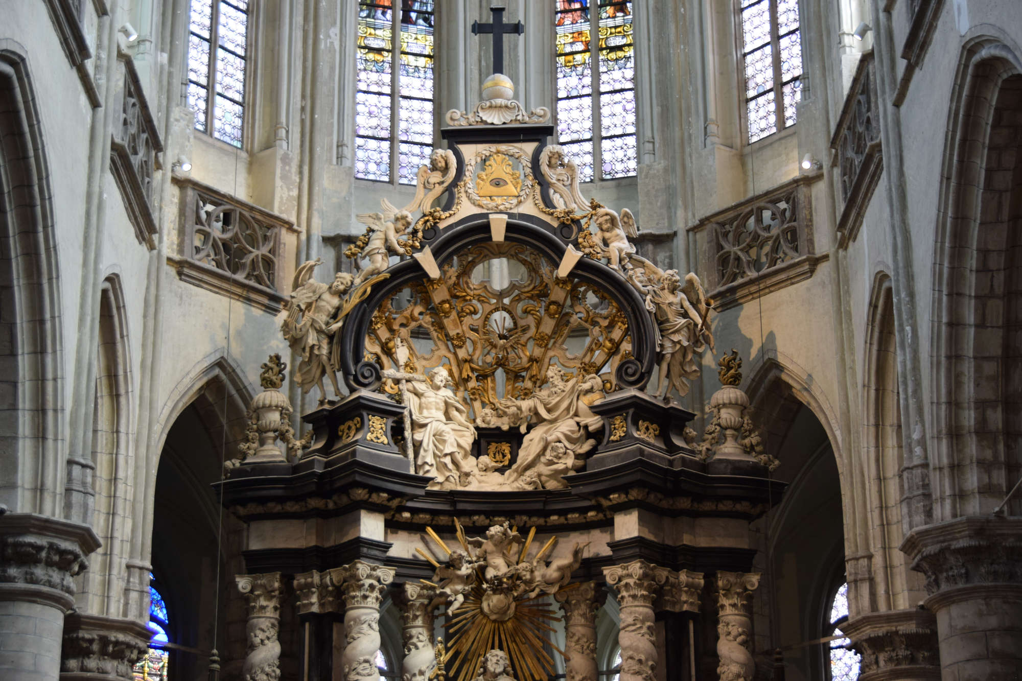Iglesia de Santiago. Foto: Jean Hosen