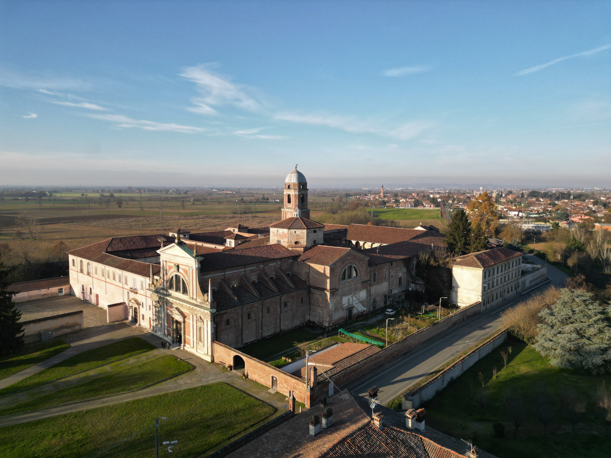 Il Complesso Monumentale di Santa Croce a Bosco Marengo rinasce con un progetto triennale di residenze artistiche