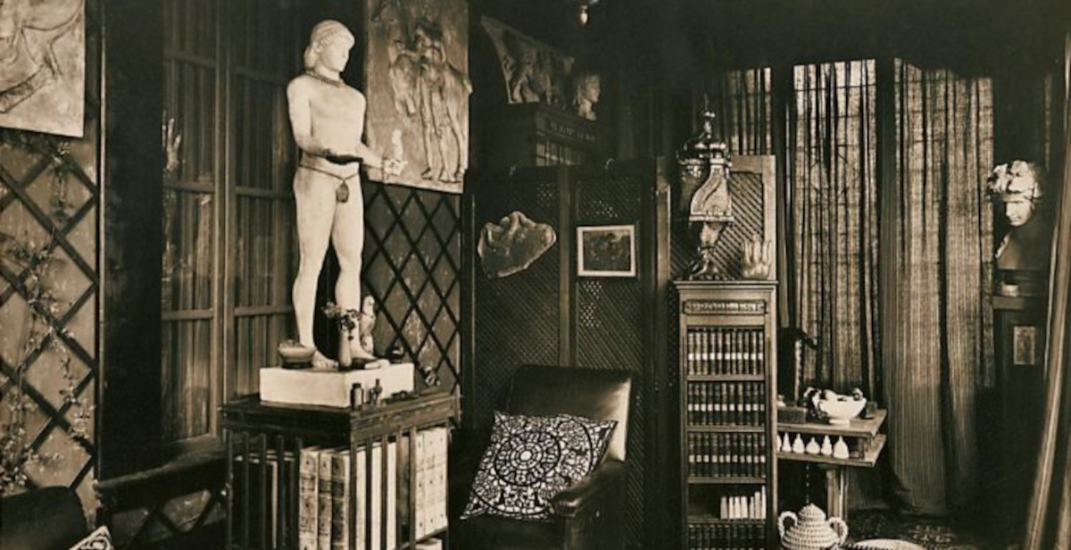 Le fotografie inedite del Vittoriale: la casa di D'Annunzio nel libro di Dante Bravo