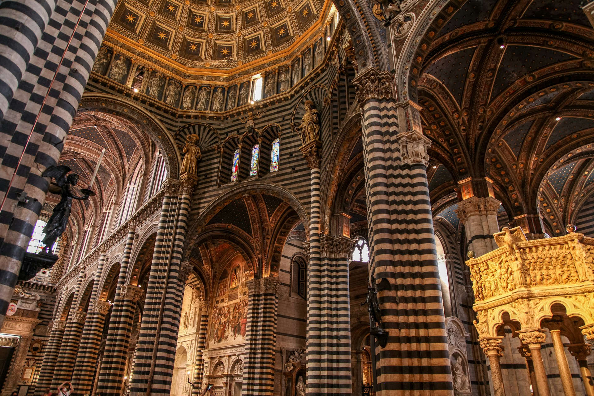 Il Duomo di Siena apre alle visite esclusive all’alba con il clavigero