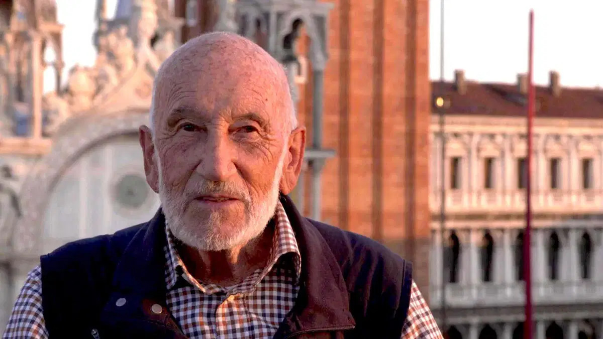 Addio a Gianni Berengo Gardin, uno dei più grandi autori della fotografia italiana, maestro del bianco e nero