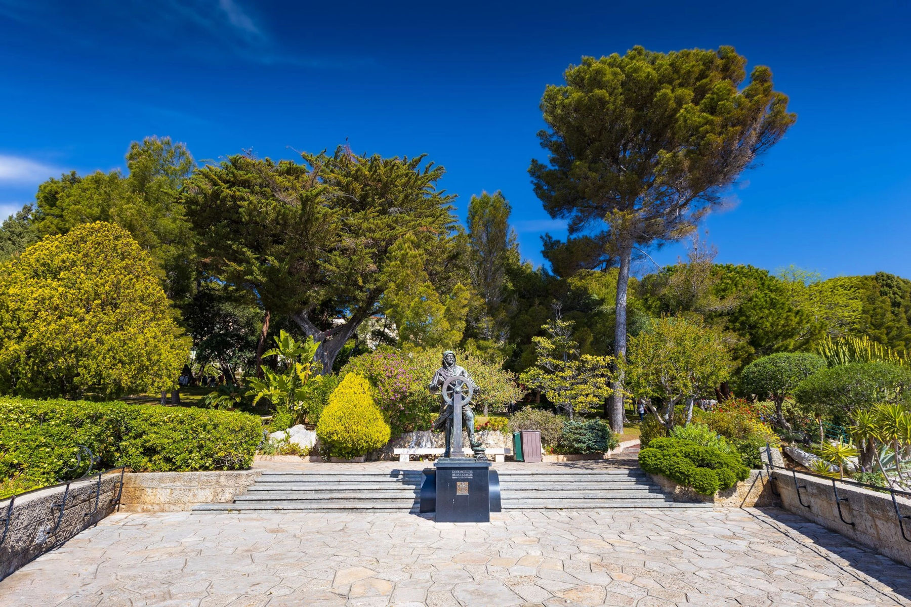 Jardins Saint-Martin et Sainte-Barbe - Statue du Prince Albert Ier. Photo : ©Bvergely / Statue du Prince Albert Ier