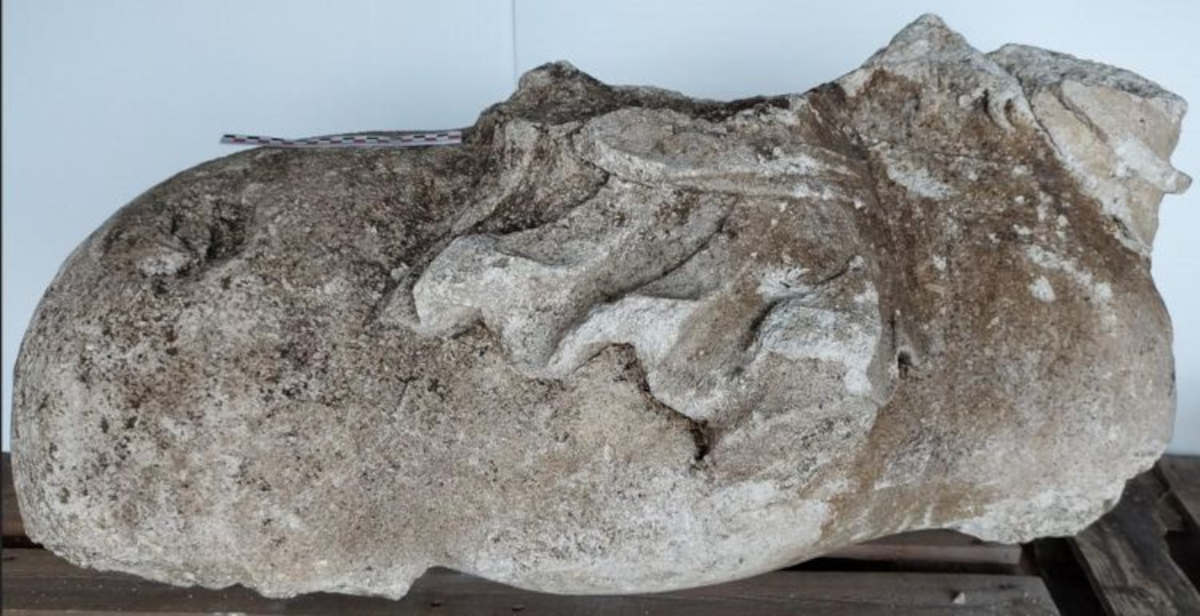 Trovata a Toul (Francia) una statua equestre rinascimentale sepolta dopo la demolizione della porta nord