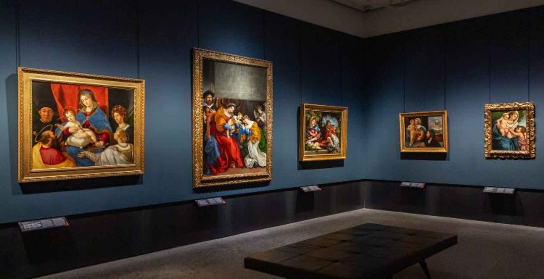 Lorenzo Lotto, a Bergamo la mostra sulla Pala di San Bernardino con le fotografie di Axel Hütte