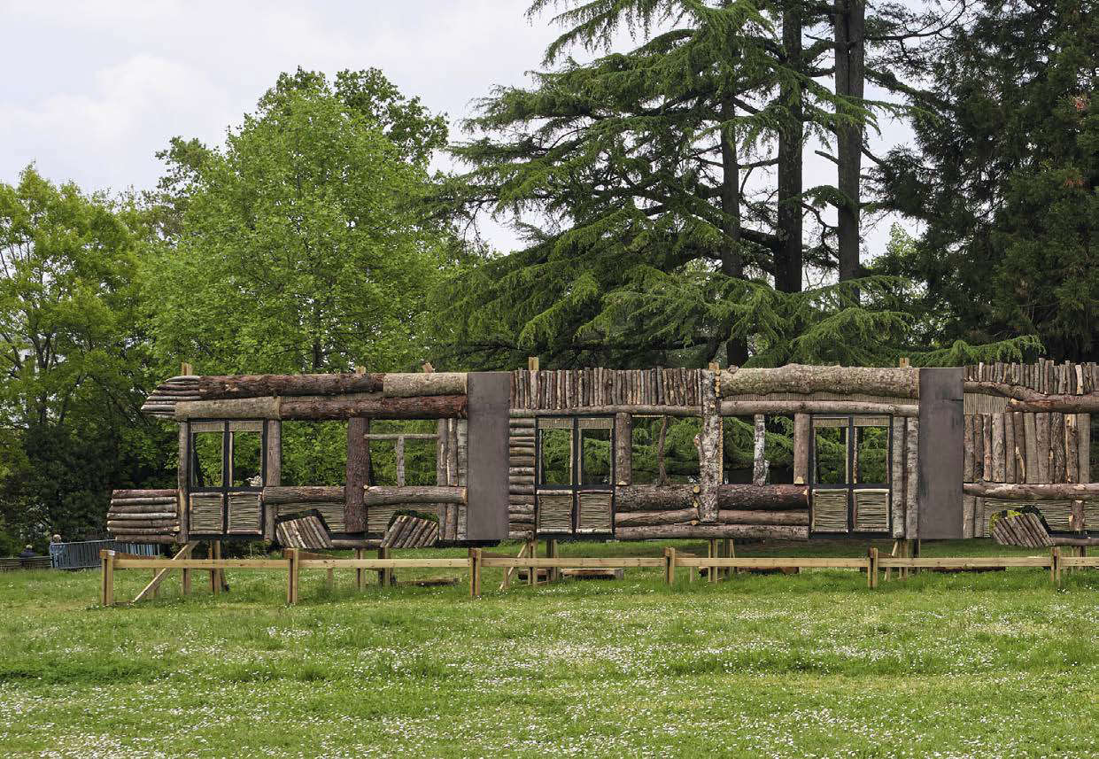 Laurent Tixador, Épilogue sylvestre (Terminus forêt - Retour aux forêts) (2025) © Philippe Piron / LVAN