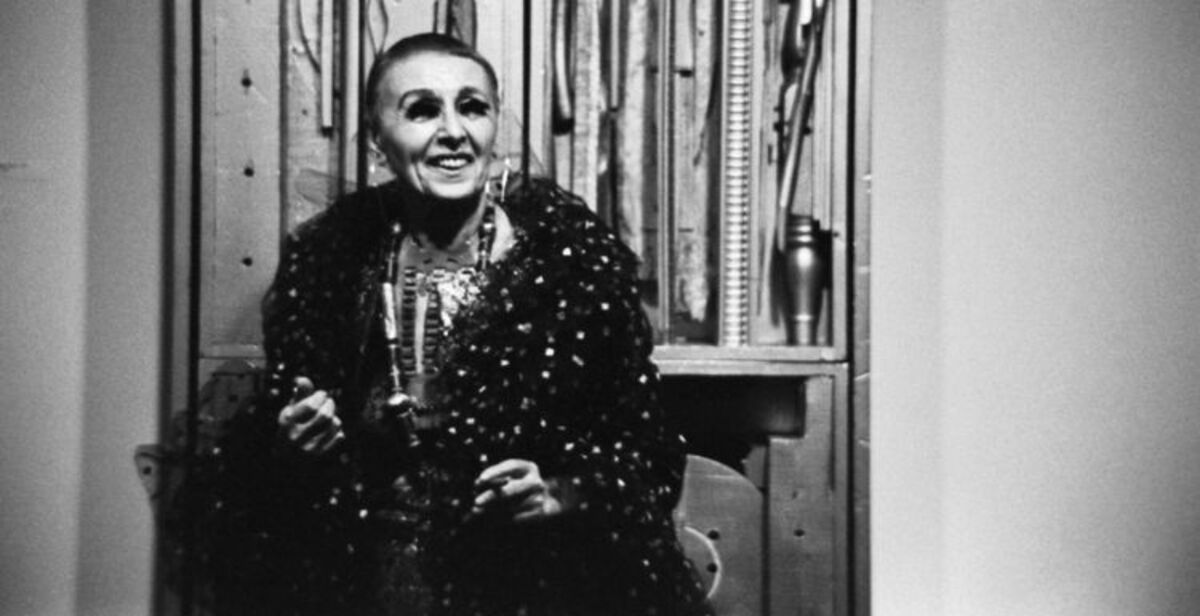 Louise Nevelson in mostra a Bologna, scultura come linguaggio di memoria ed emancipazione