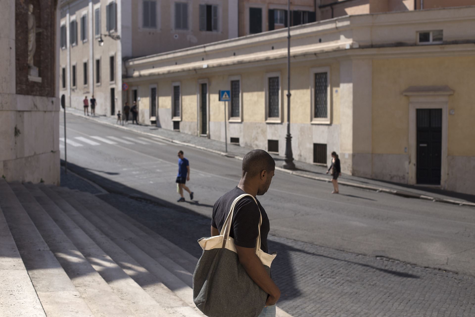 Roma, al Mattatoio la mostra del giovane fotografo africano Mohamed Keita: &ldquo;Porto Roma&rdquo;