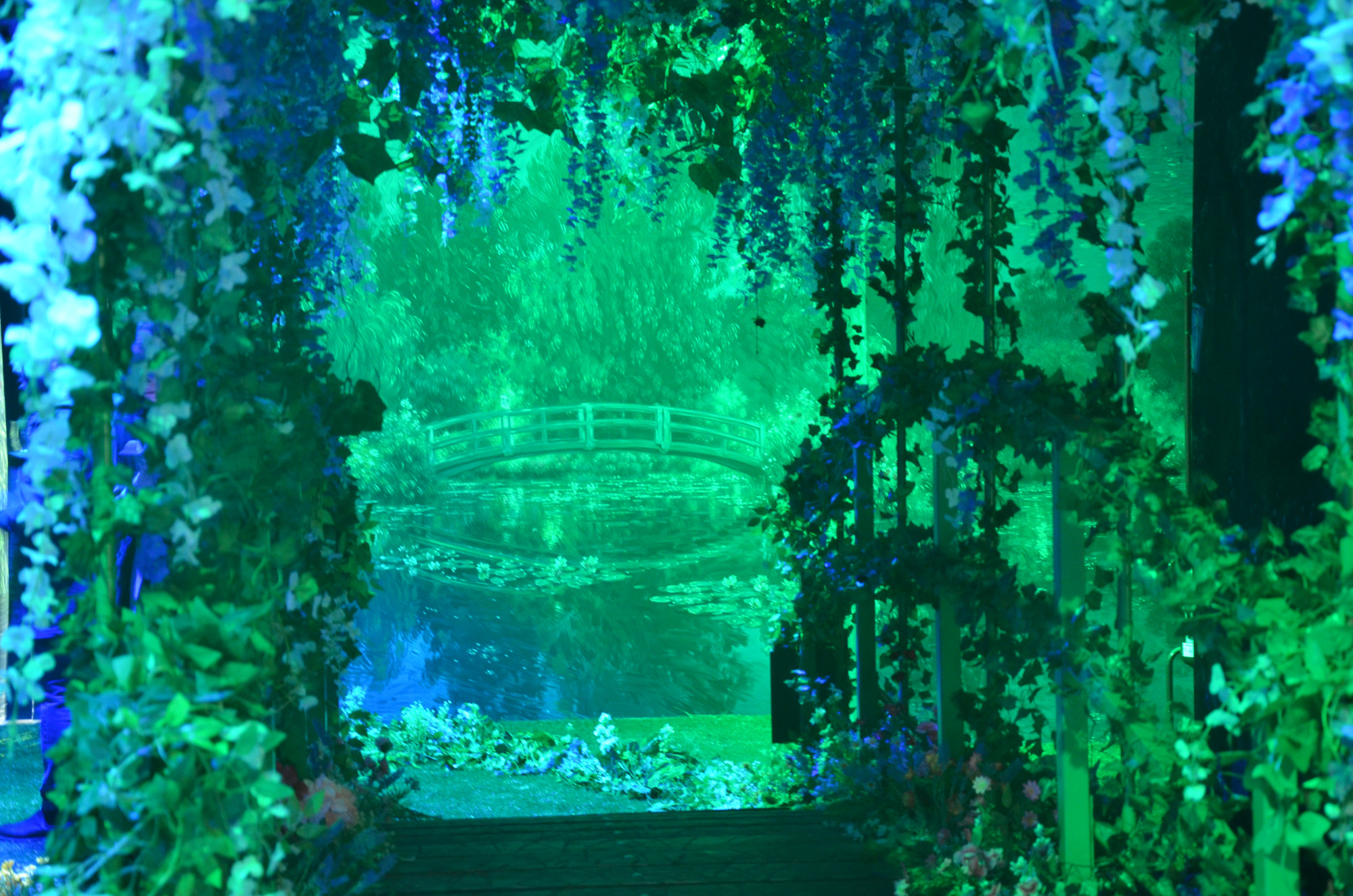 A Milano arriva lo spettacolo immersivo dedicato a Monet, nel centenario della sua scomparsa