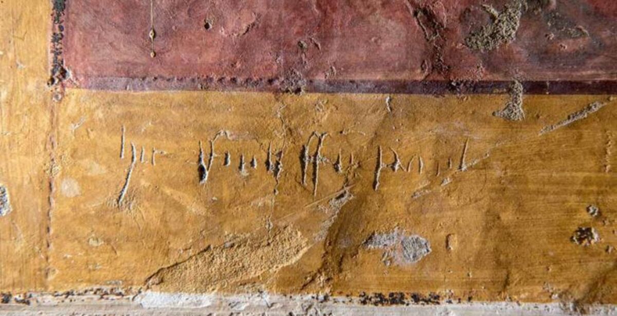 Graffiti umbri tra fede e memoria: a Montefalco una mostra sulle scritture medievali e moderne