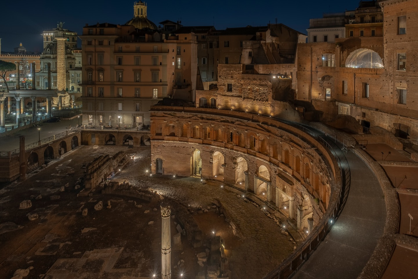 Nuova illuminazione artistica con tecnologie di ultima generazione per i Mercati di Traiano a Roma