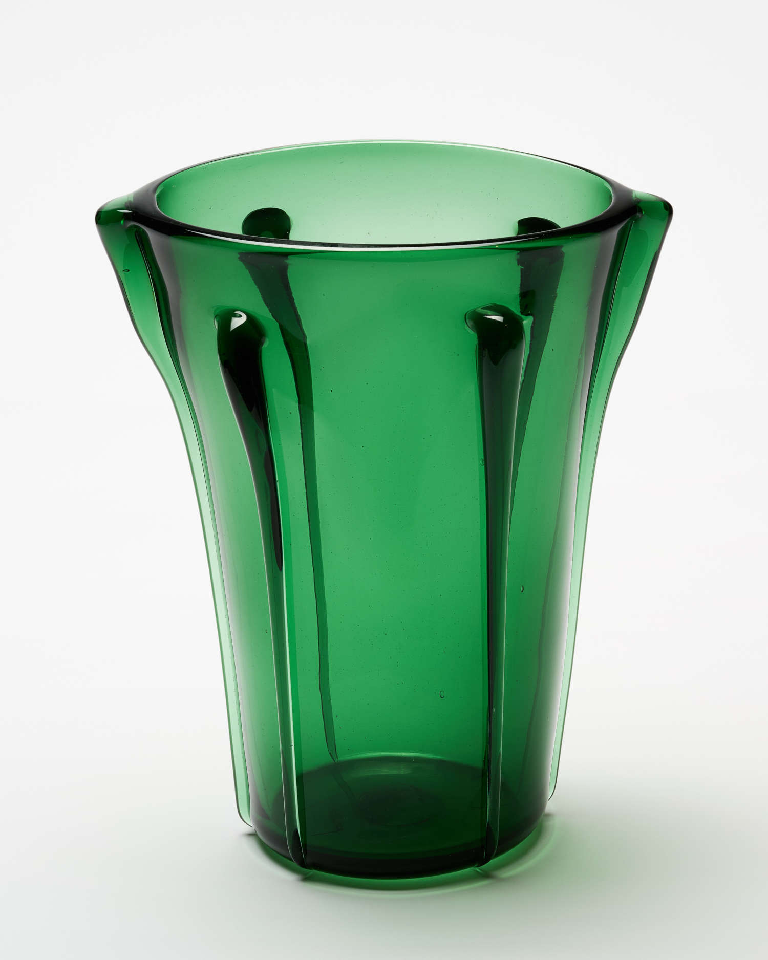 Green glass objects from Empoli