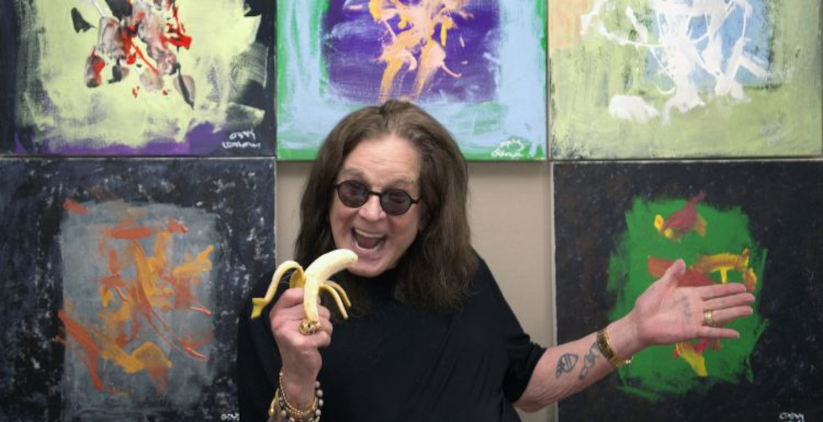 Le ultime tele di Ozzy Osbourne: i dipinti realizzati con gli scimpanzé per beneficenza