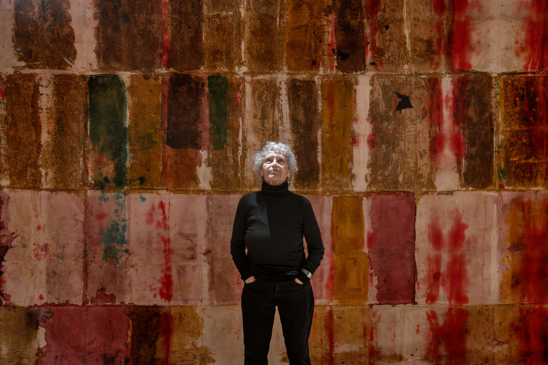 Renata Boero, l’alchimia della pittura naturale in mostra a Macerata