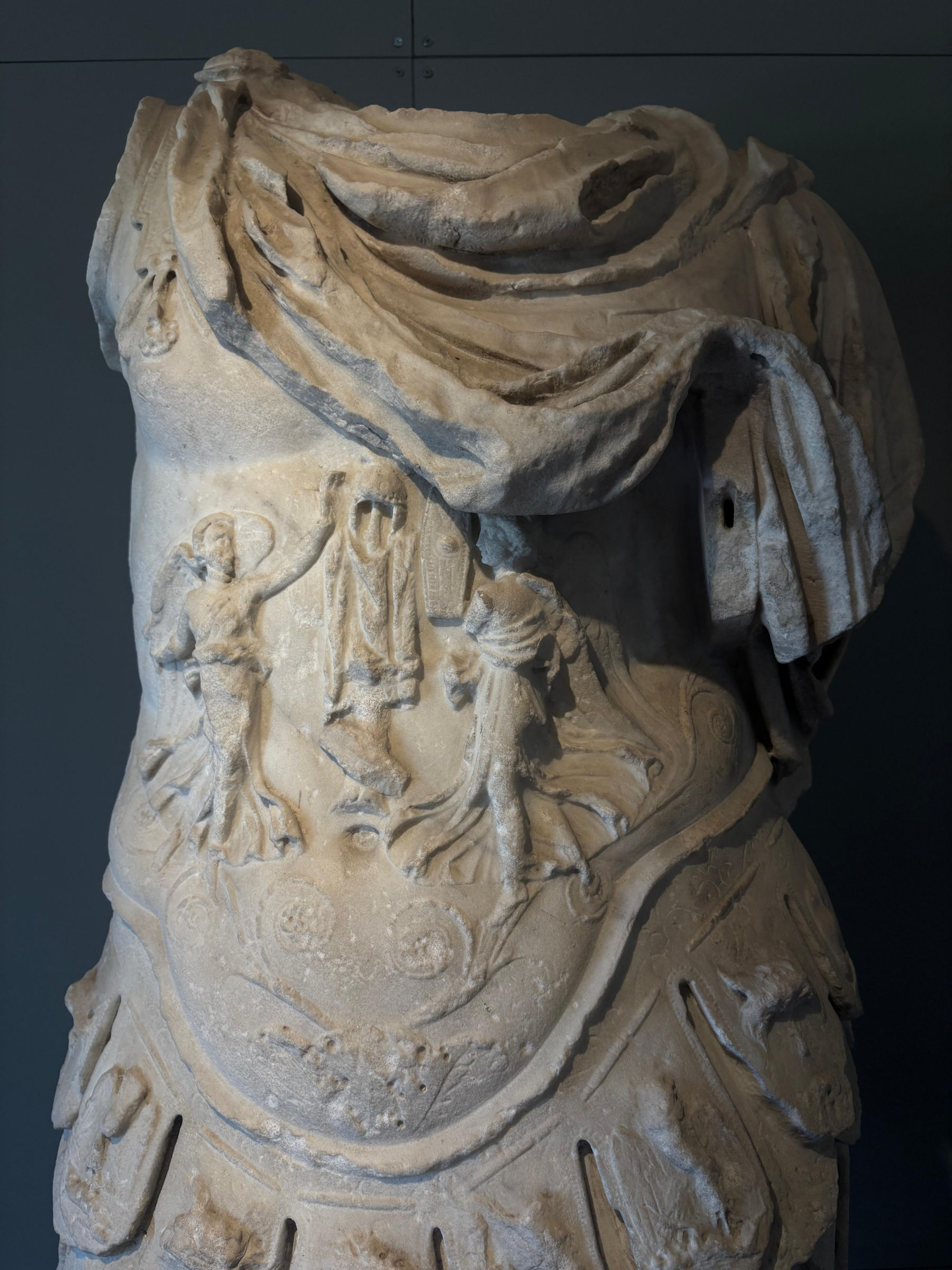 Die Exponate im neuen Archäologischen Nationalmuseum von Luni