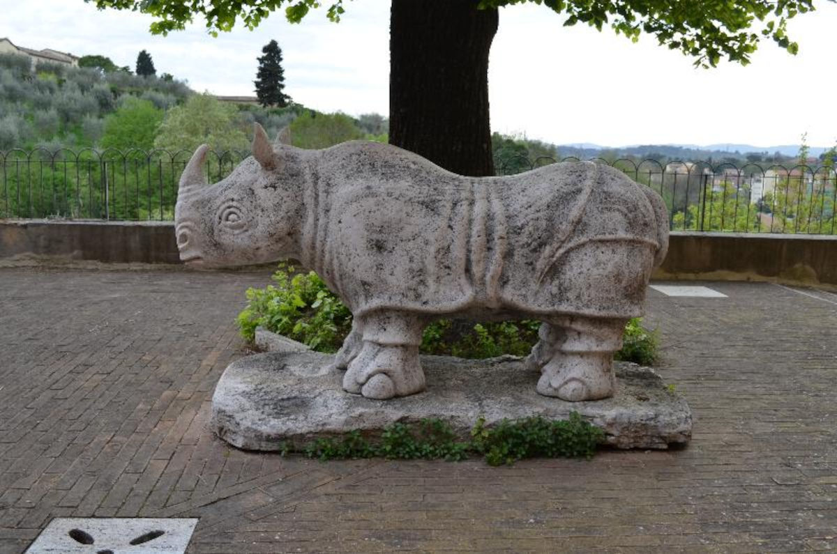 Vinicio Guastatori, Fontanina della Contrada della Selva (1965). Photo : Gemma Stecchi © Fondazione Musei Senesi