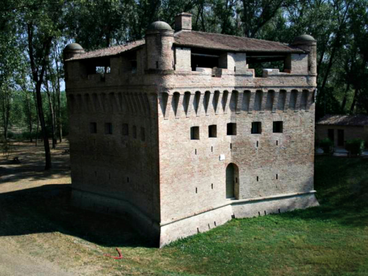 Rocca Possente von Stellata