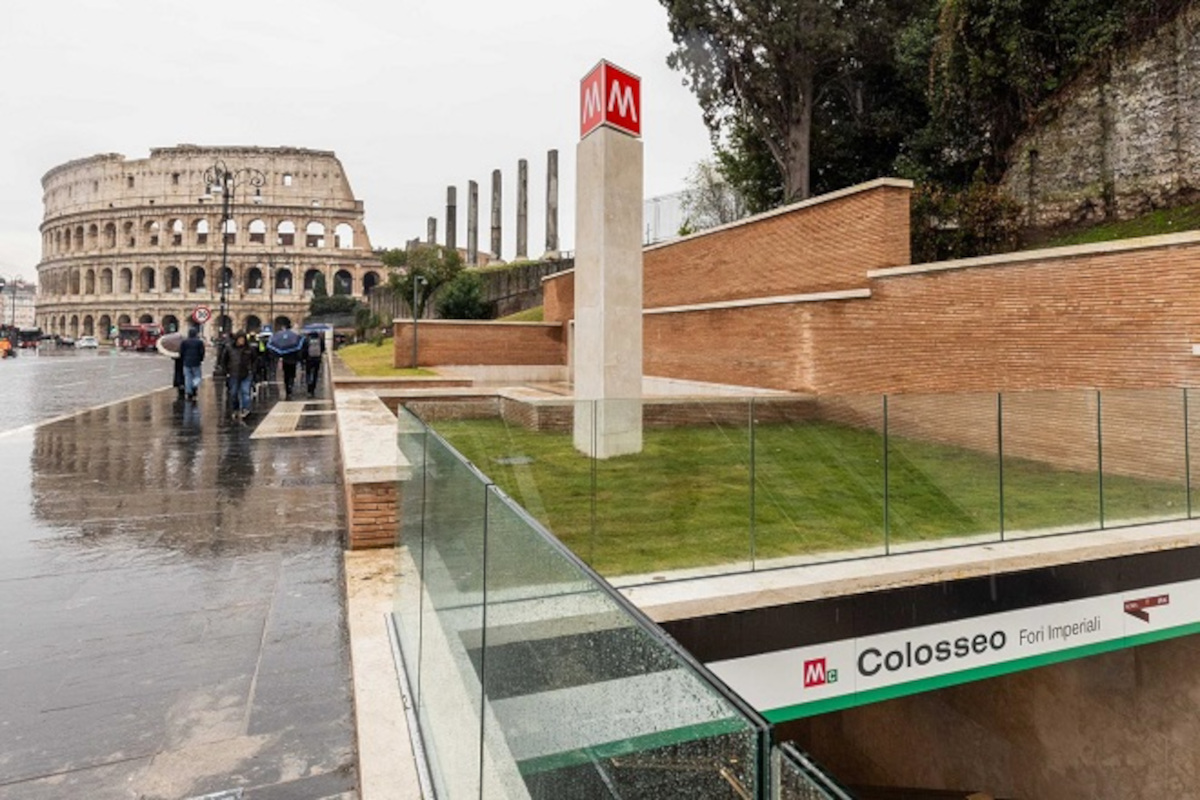 Roma, Metro C: inaugurate le due nuove stazioni museo Colosseo/Fori Imperiali e Porta Metronia