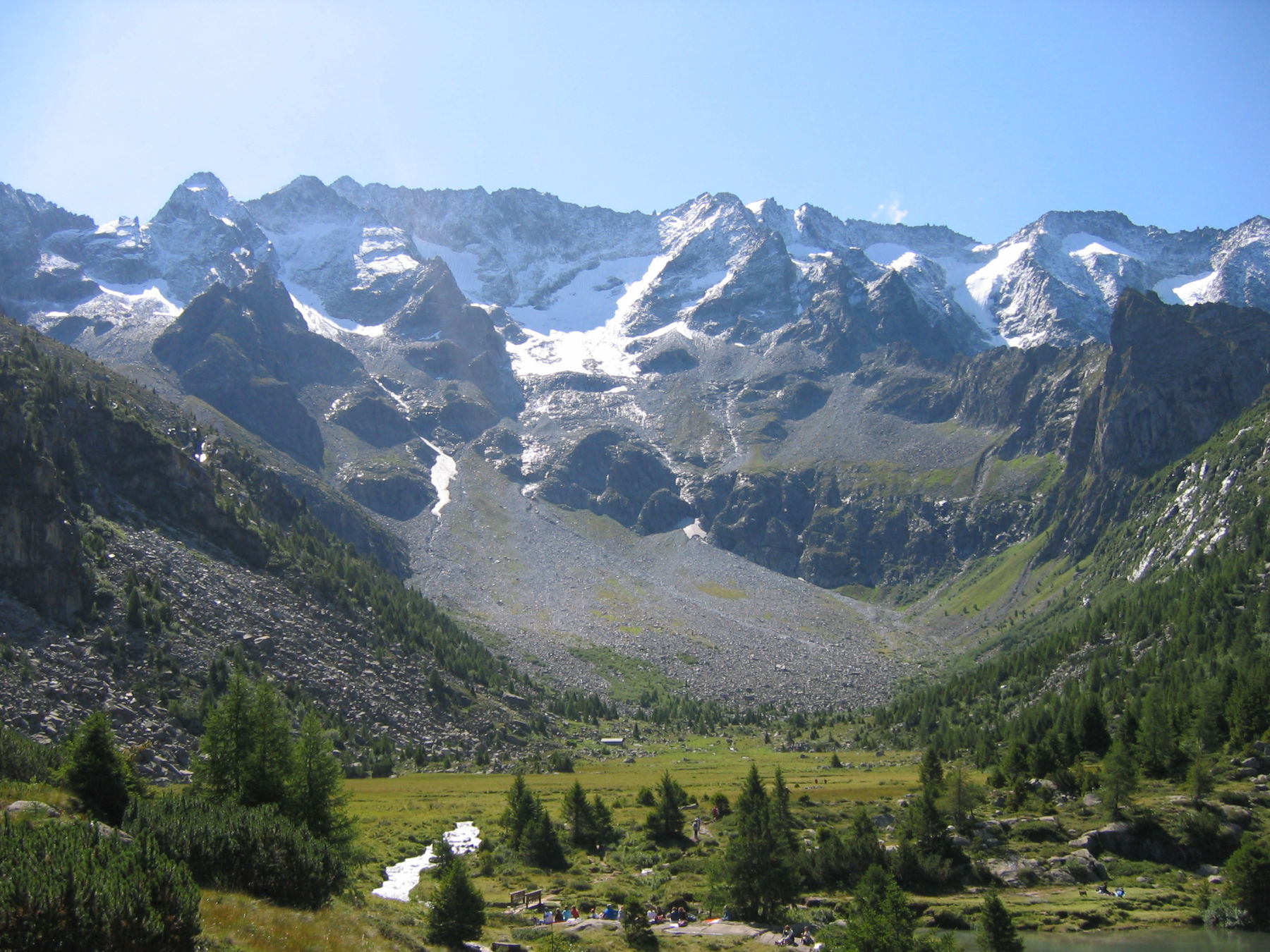 Valle Camonica、Val Paghera（Vezza d'Oglio）和 Baitone 山脉。照片：Liviuz