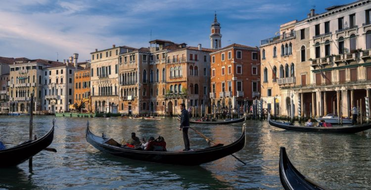 Venezia, il Garante: violata la privacy con il ticket d’ingresso. Multa da 10mila a 20 milioni