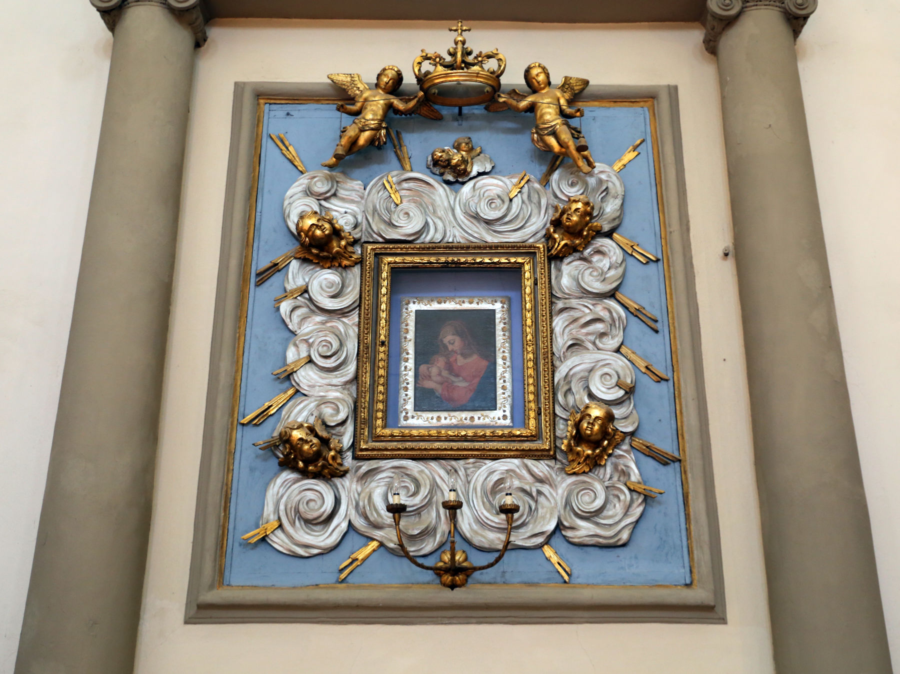 Vicchio, Pieve di San Giovanni Battista, Madonna and Child. Photo: Wikimedia Commons - Sailko