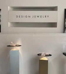 Il gioiello come linguaggio del design: 70 opere in mostra nella galleria Diaz14 di Como