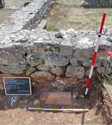 Nuove scoperte nell’Anfiteatro e nella domus a peristilio del sito archeologico di Amiternum, in Abruzzo