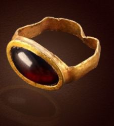 Gerusalemme, trovato anello d'oro sepolto 2.300 anni fa da una promessa sposa: ecco perché