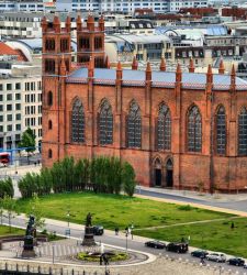 In futuro tante chiese non serviranno più a niente: a Berlino si chiedono cosa farne In futuro tante chiese non serviranno più a niente: a Berlino si chiedono cosa farne