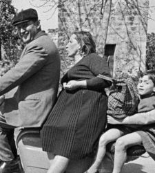 Bruno Barbey: l’Italia degli anni Sessanta in bianco e nero al Palazzo Falletti di Barolo