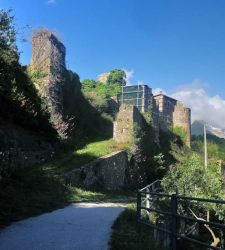 Carrara, rischia di scomparire il Castello di Moneta: nuovi segnali di cedimento